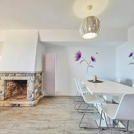 La Marina Apartman *